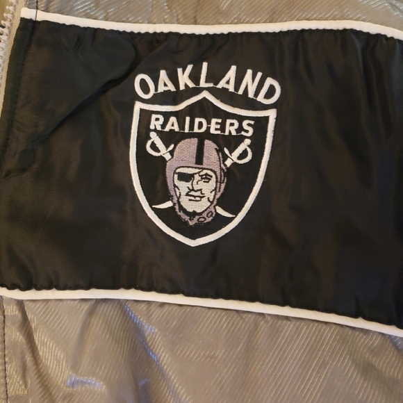 Throwback - Picture 2 of 3